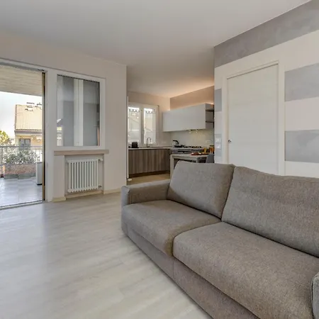 Desenzanoloft Official Partner Marriott Homes & - H2o Inside With 3 Pools Vakantiehuis *