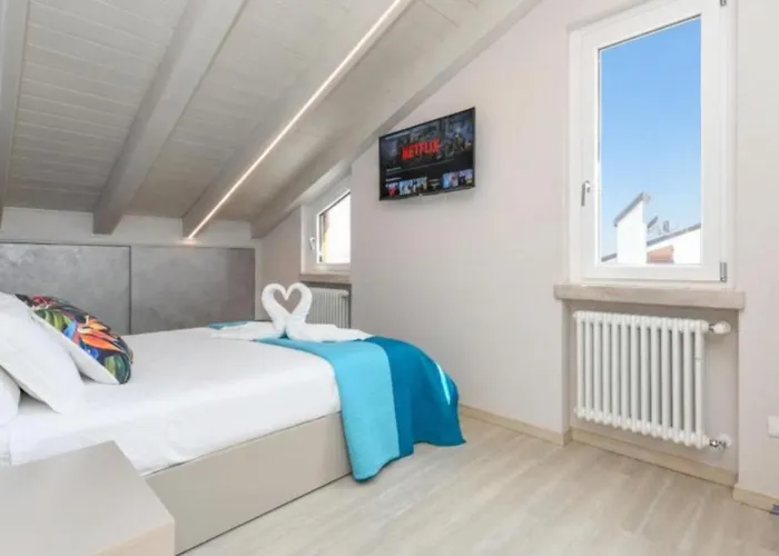 H2o With 3 Pools Desenzanoloft Official Partner Homes & By Marriott Bonvoy